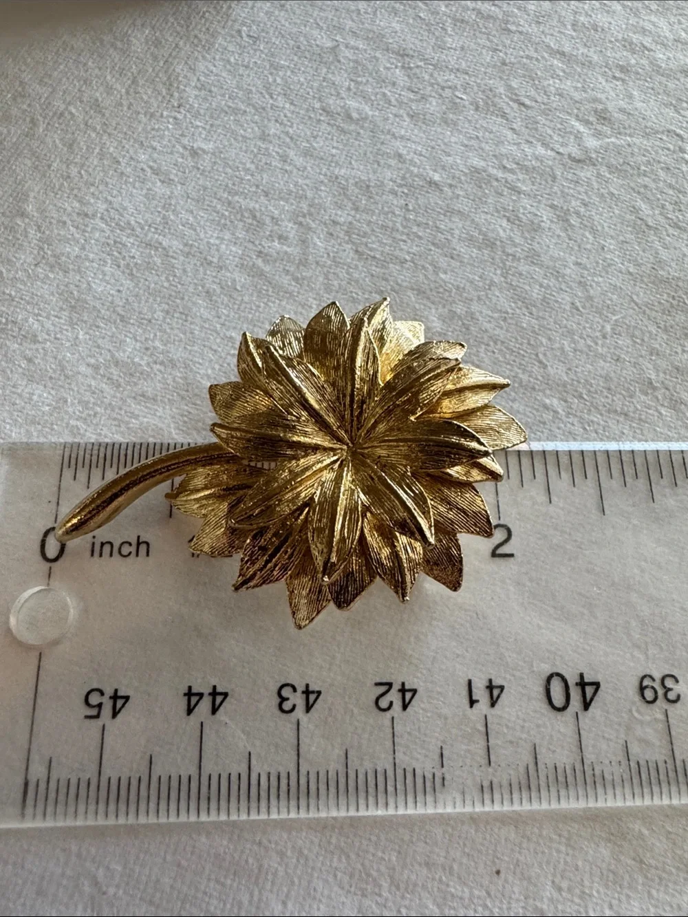 Gold Floral Statement Brooch - Elegant Women Jewelry